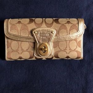 Coach cloth wallet